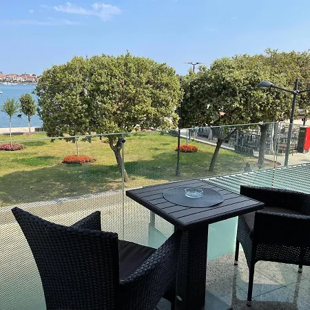 Riva-interauto * Umag