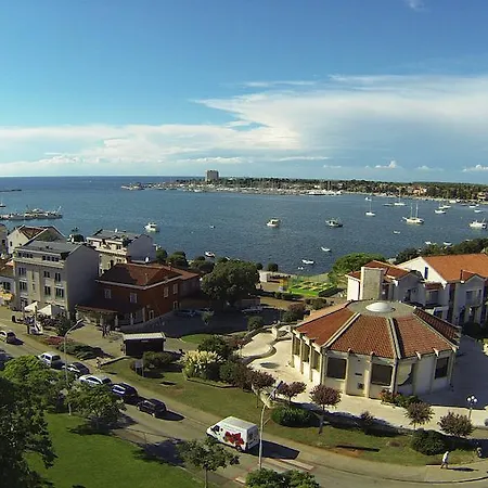 Apartment Riva-interauto *