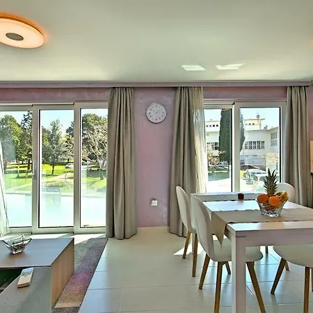 Apartment Riva-interauto