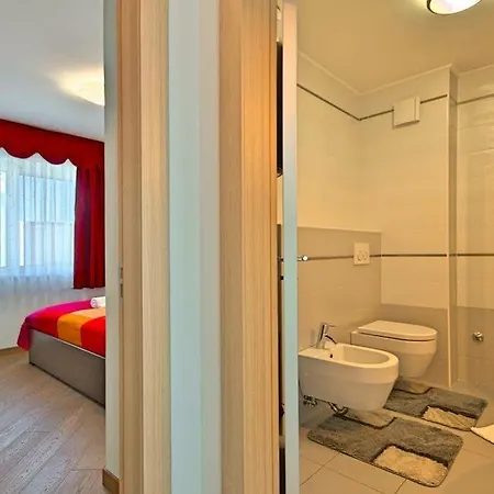 Riva-interauto Appartement *