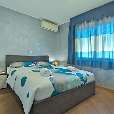 Apartmán Riva-interauto
