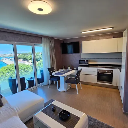 Riva-interauto Apartmán Umag