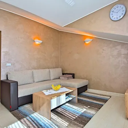 Apartmán Riva-interauto