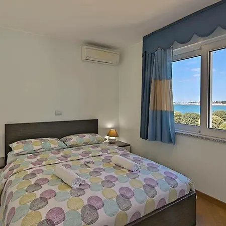 Riva-interauto Apartamento