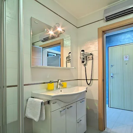 Riva-interauto Apartamento Umago