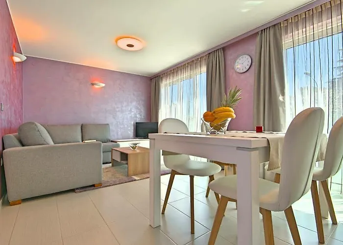 아파트 Riva-interauto 우마그