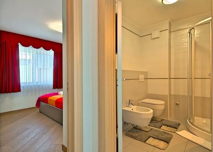 Riva-interauto 아파트 *