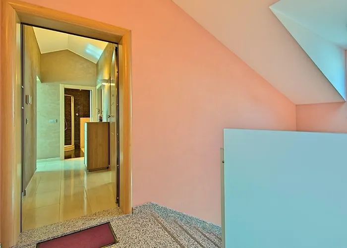 아파트 Riva-interauto 우마그