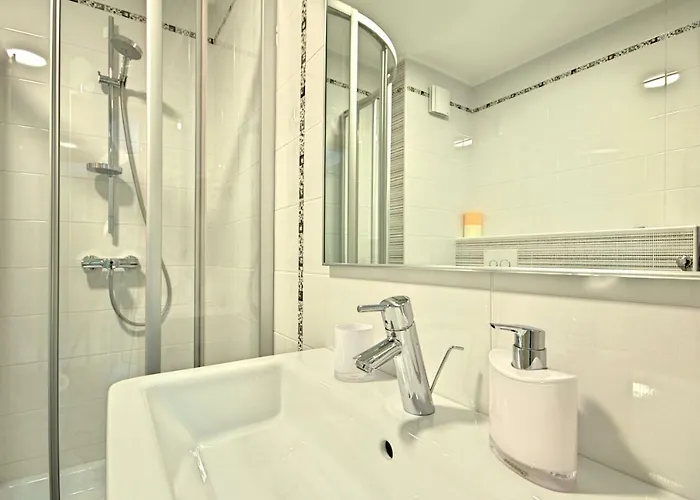 아파트 Riva-interauto 우마그